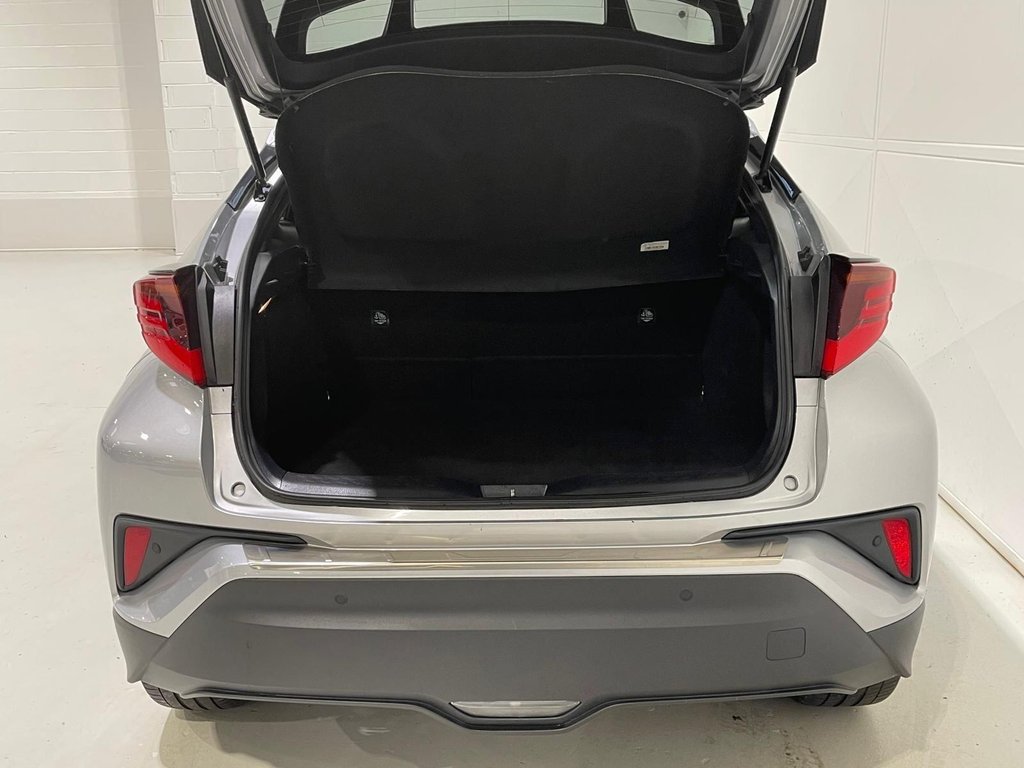 Used Toyota C-HR 2023 for sale - 76725080: Photo 49