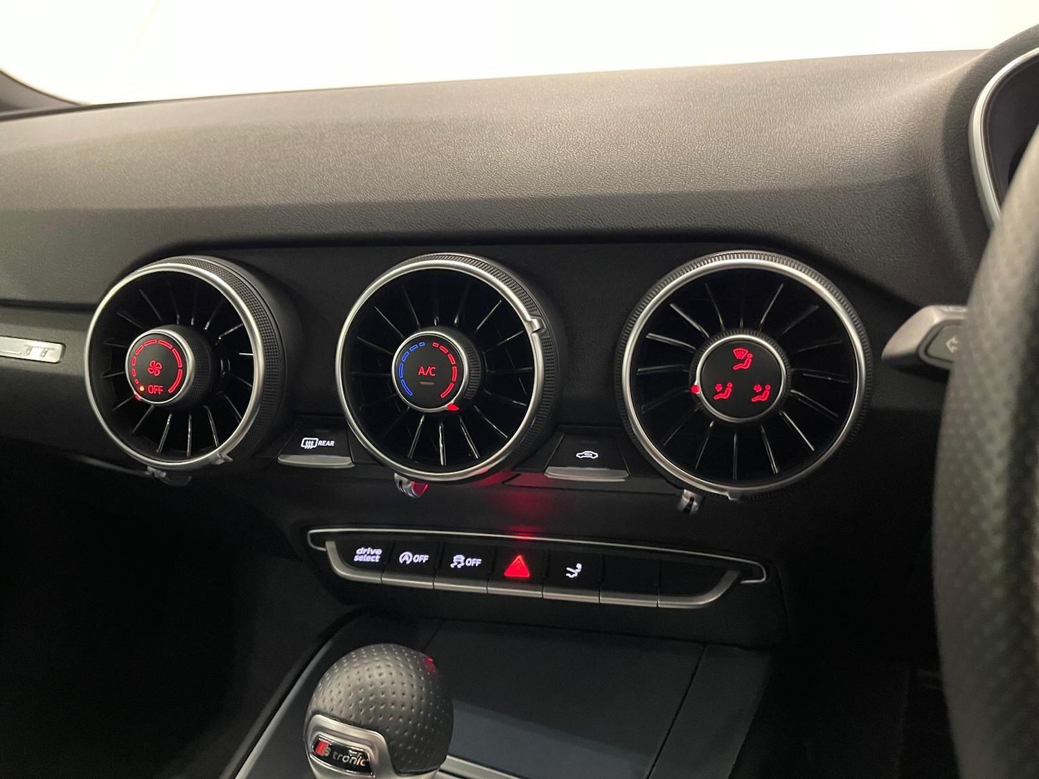 Used Audi TT 2021 for sale - 76398609: Photo 72