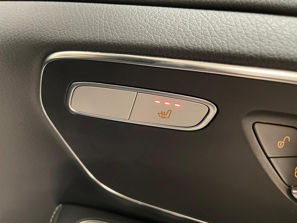 Used Mercedes-Benz V-Class 2022 for sale - 76481527: Photo 27