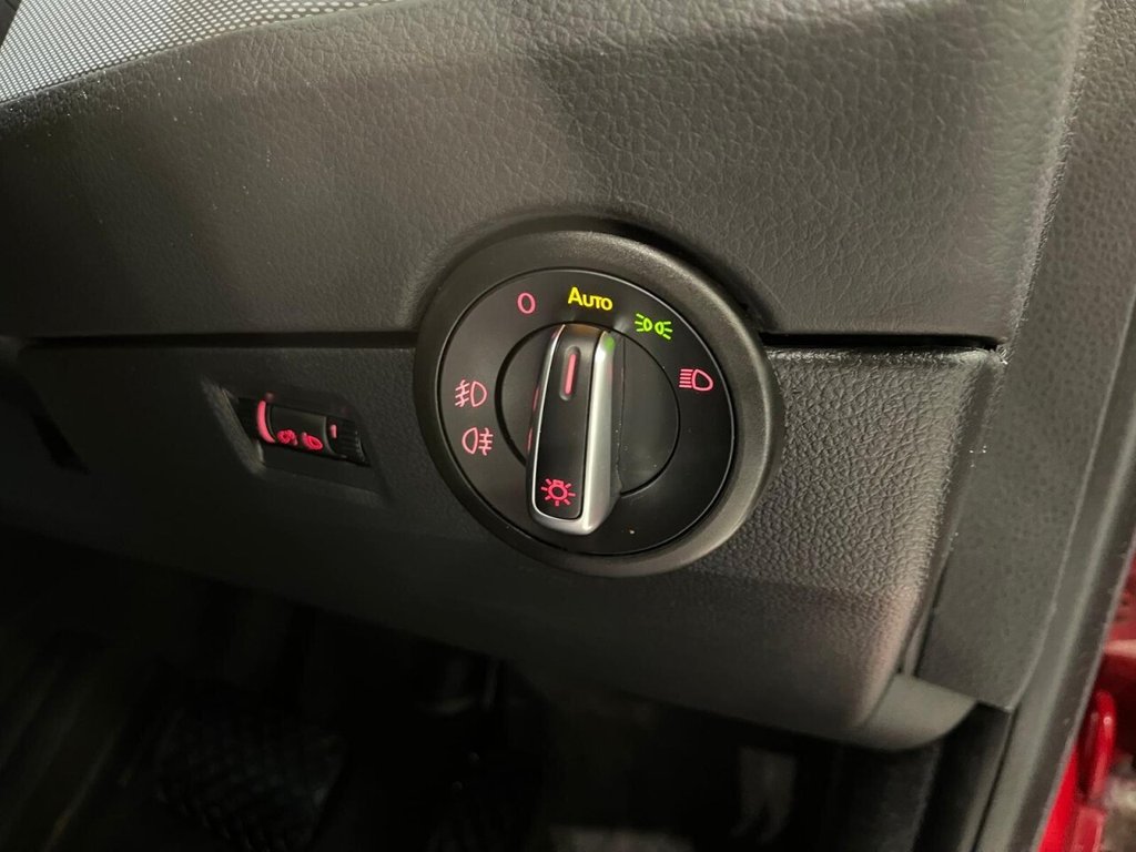 Used Volkswagen Caravelle 2017 for sale - 76481621: Photo 15