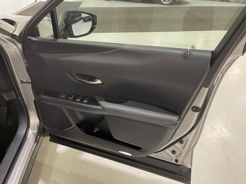 Used Lexus UX 2019 for sale - 76481842: Photo 23