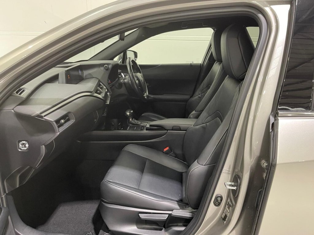 Used Lexus UX 2019 for sale - 76481842: Photo 27