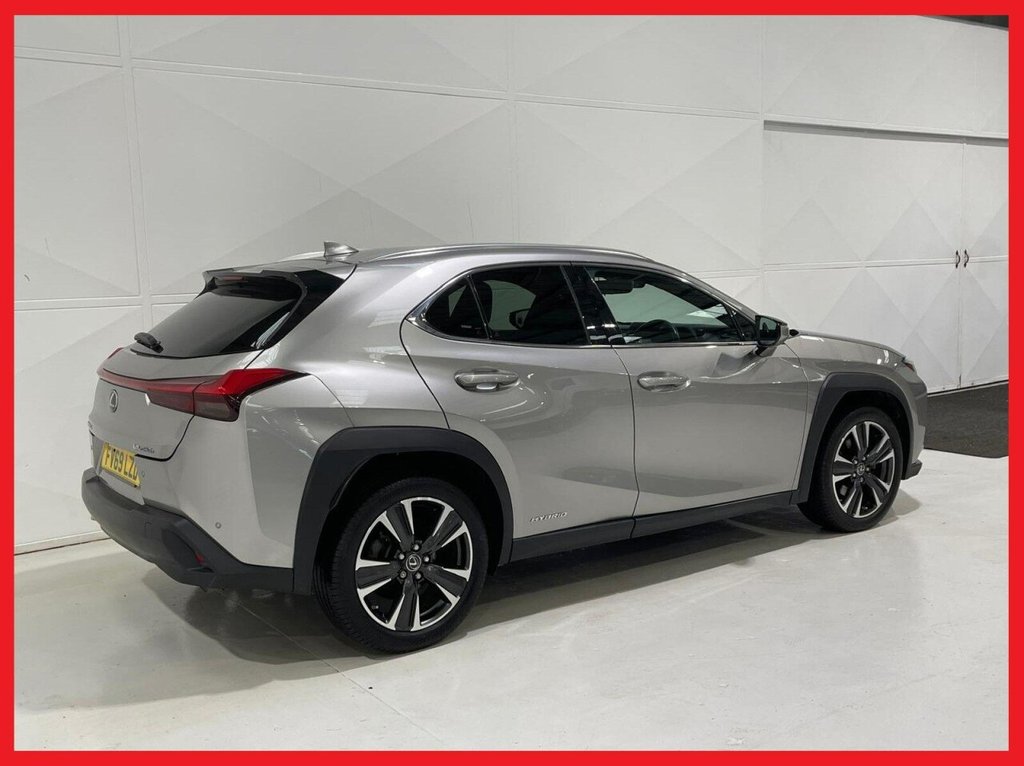 Used Lexus UX 2019 for sale - 76481842: Photo 3
