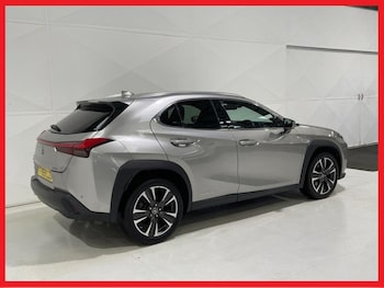 Used Lexus UX 2019 for sale - 76481842: Photo