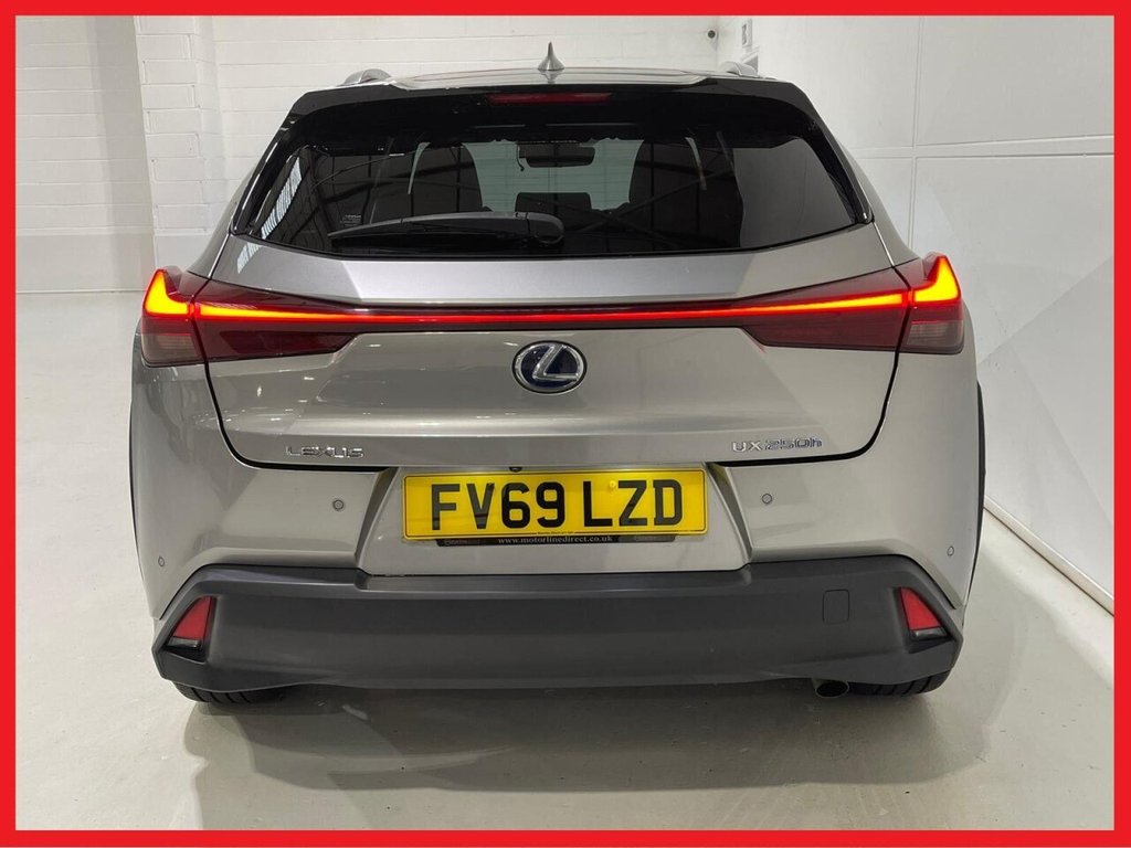 Used Lexus UX 2019 for sale - 76481842: Photo 4