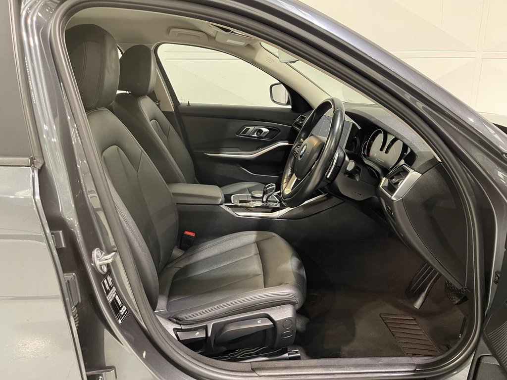 Used BMW 3 Series 2019 for sale - 76900881: Photo 20