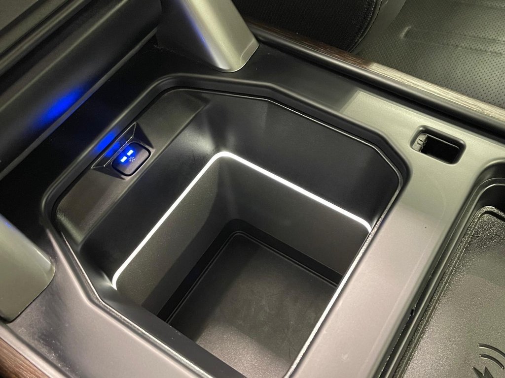 Used Land Rover Defender 130 2023 for sale - 76558882: Photo 26