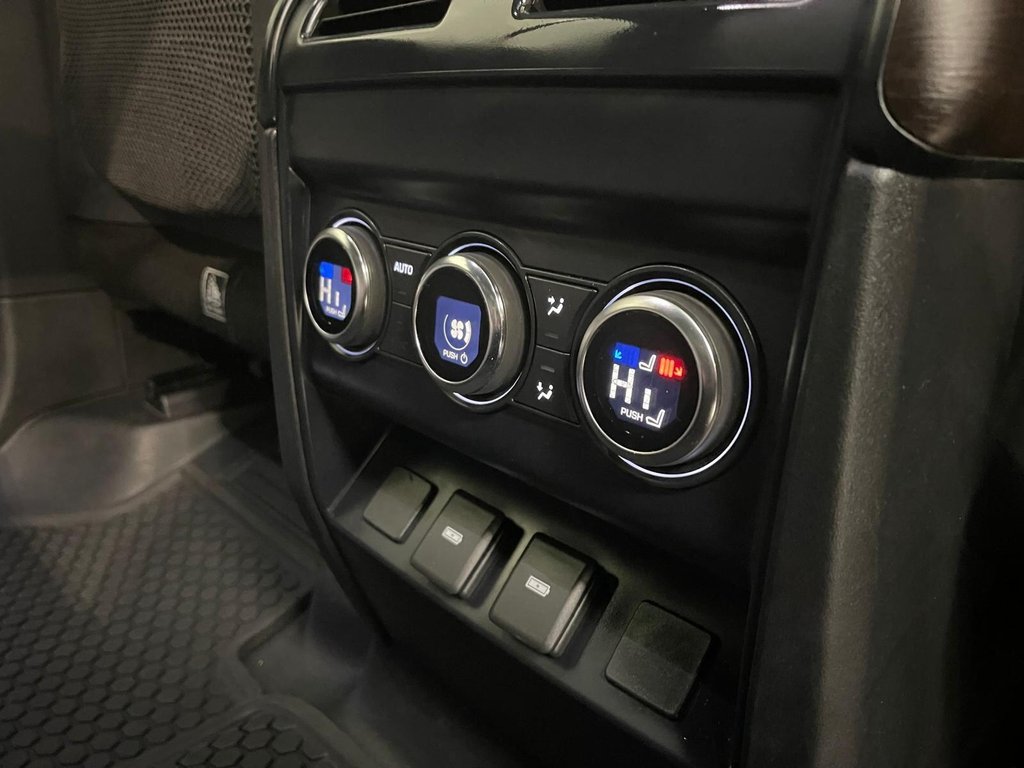 Used Land Rover Defender 130 2023 for sale - 76558882: Photo 42