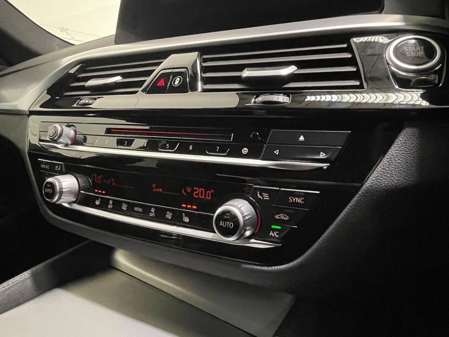 Used BMW 5 Series 2018 for sale - 76398028: Photo 17