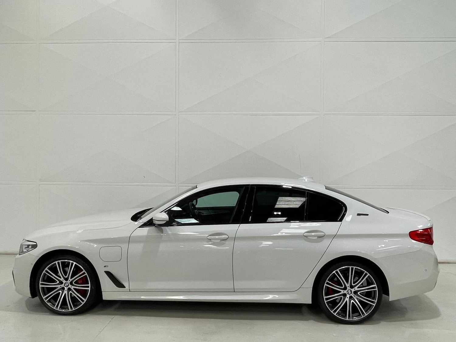 Used BMW 5 Series 2018 for sale - 76398028: Photo 63