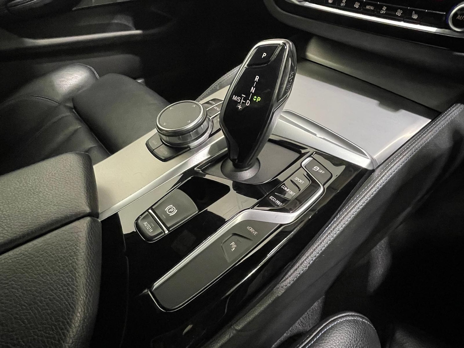 Used BMW 5 Series 2018 for sale - 76398028: Photo 77