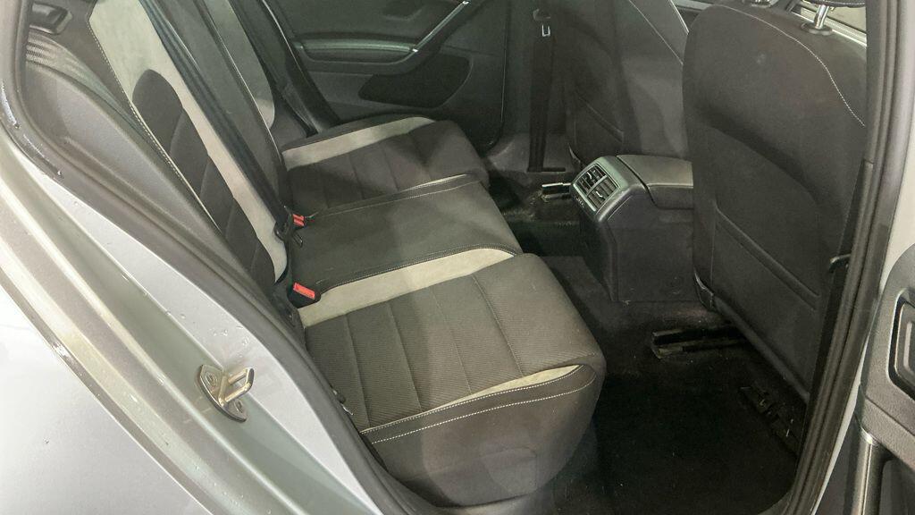 Used Volkswagen Golf 2016 for sale - 76397909: Photo 10