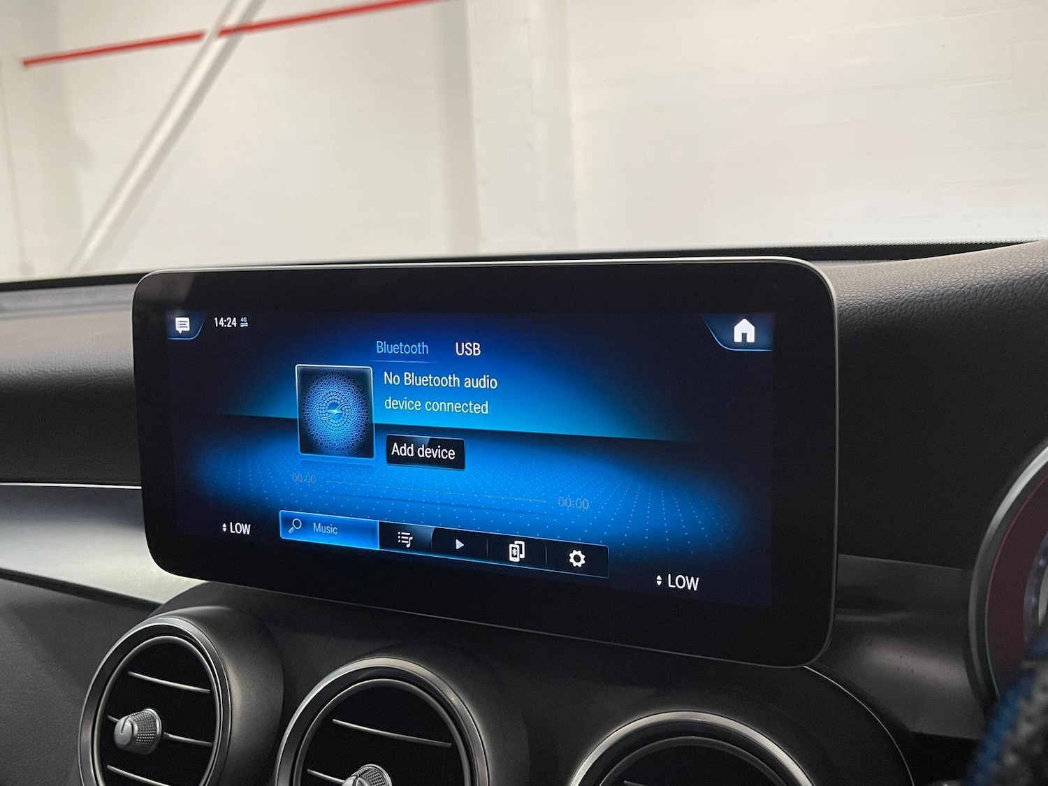 Used Mercedes-Benz GLC 2020 for sale - 76398984: Photo 17