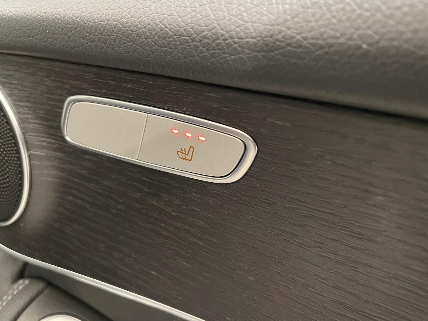 Used Mercedes-Benz GLC 2020 for sale - 76398984: Photo 21