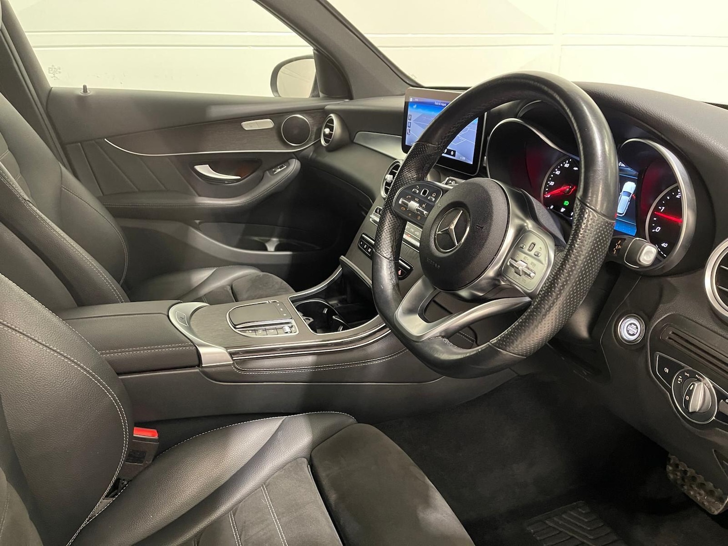 Used Mercedes-Benz GLC 2020 for sale - 76398984: Photo 87