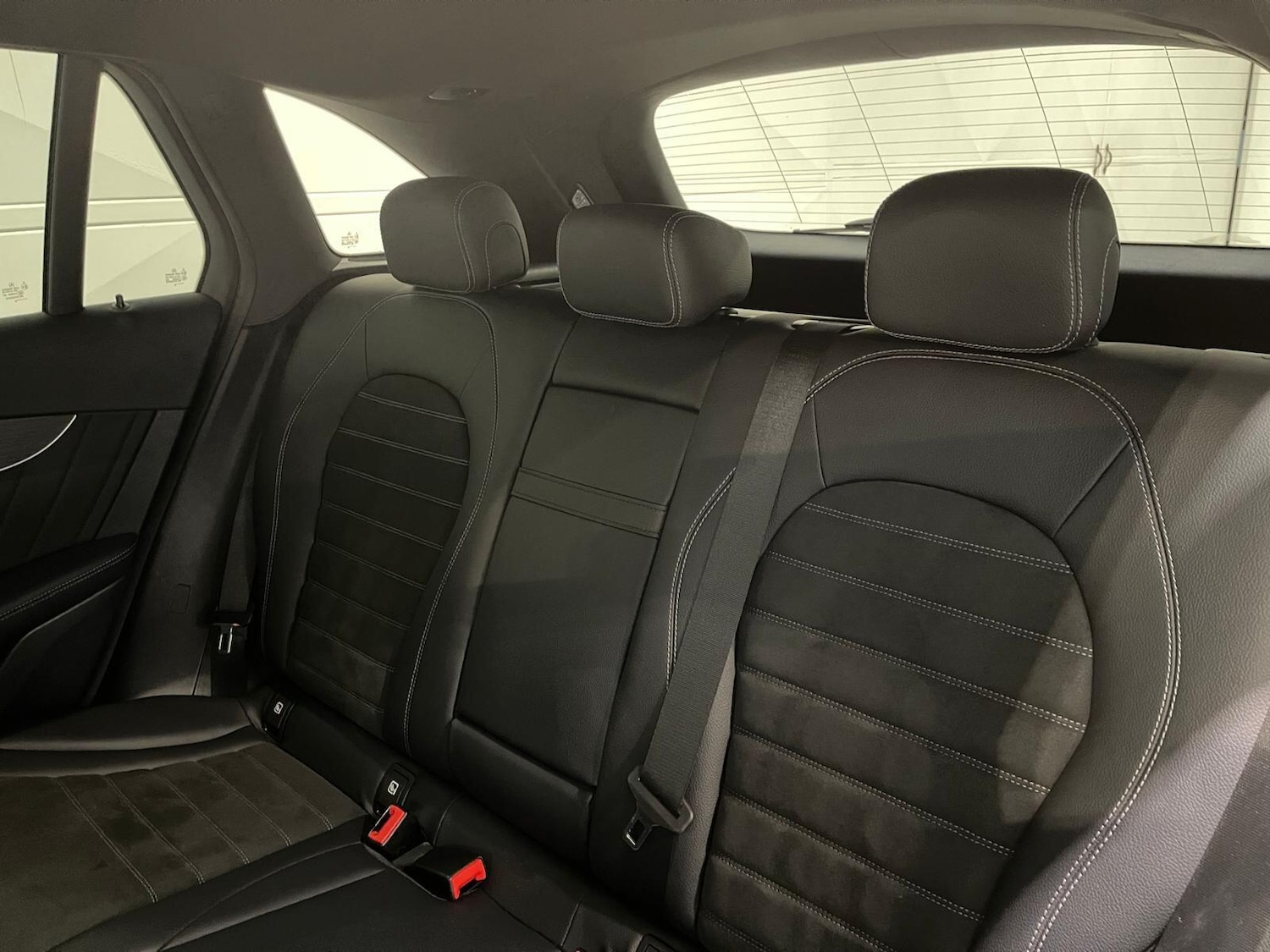 Used Mercedes-Benz GLC 2020 for sale - 76398984: Photo 95