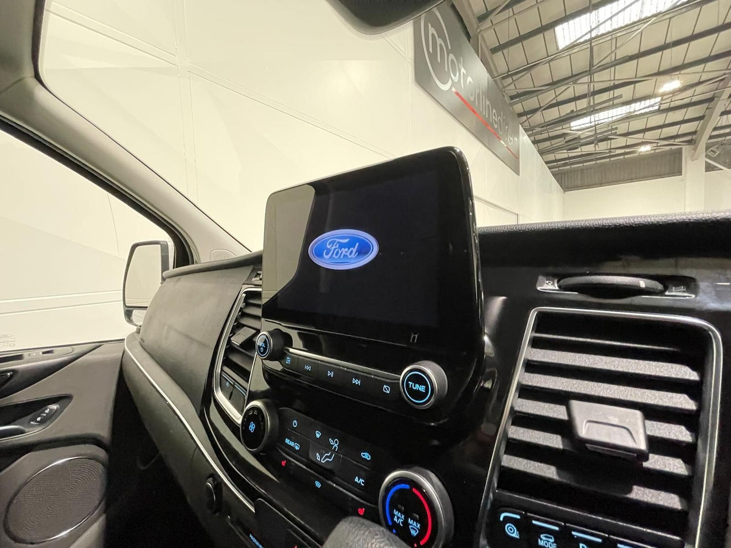 Used Ford Tourneo Custom 2020 for sale - 76398032: Photo 21