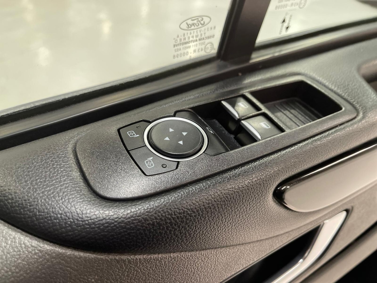 Used Ford Tourneo Custom 2020 for sale - 76398032: Photo 30