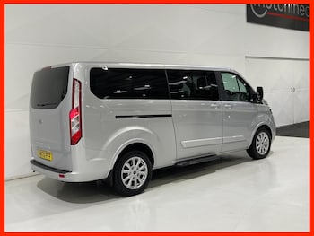 Used Ford Tourneo Custom 2020 for sale - 76398032: Photo