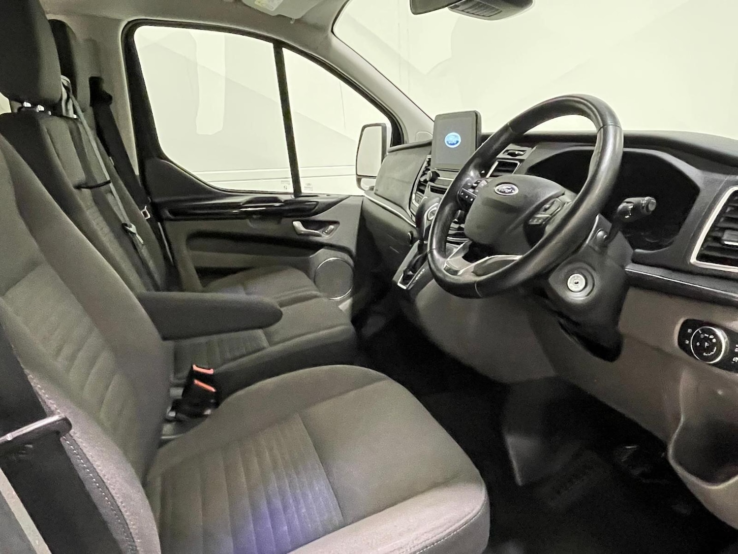 Used Ford Tourneo Custom 2020 for sale - 76398032: Photo 96