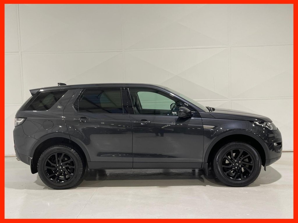 Used Land Rover Discovery Sport 2018 for sale - 78124395: Photo 2