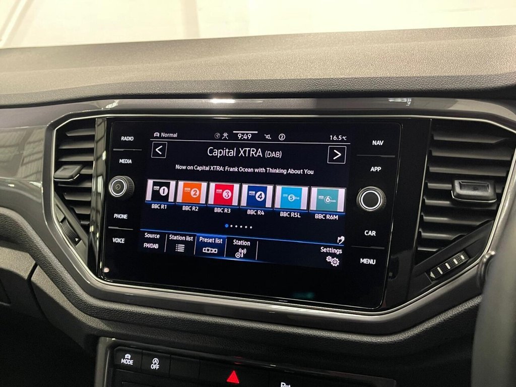 Used Volkswagen T-Roc 2021 for sale - 76495979: Photo 17