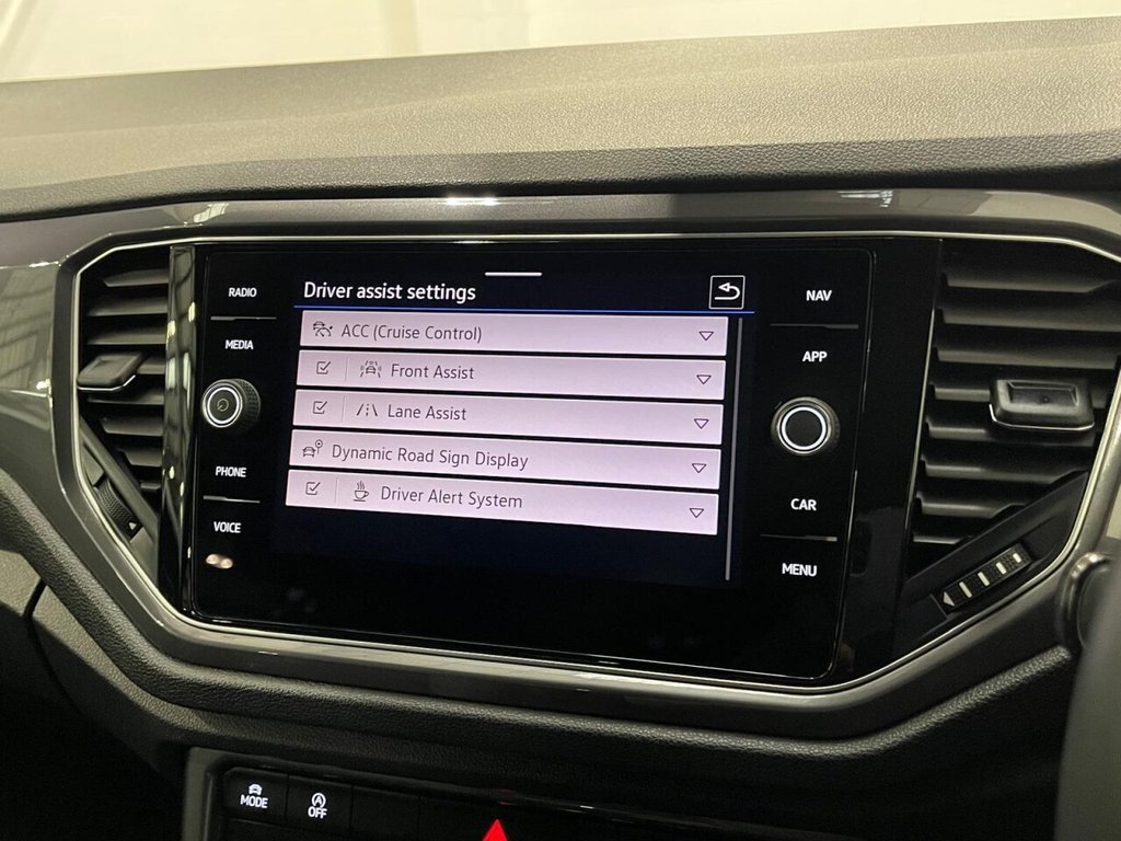 Used Volkswagen T-Roc 2021 for sale - 76495979: Photo 20