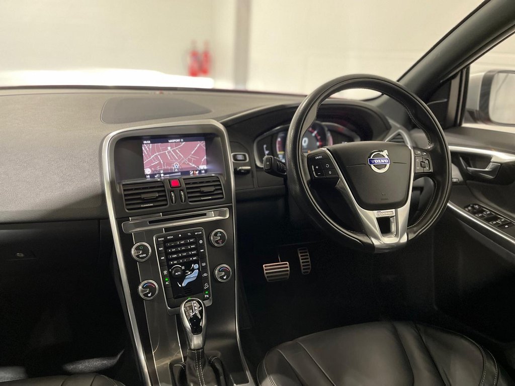 Used Volvo XC60 2017 for sale - 76481991: Photo 30