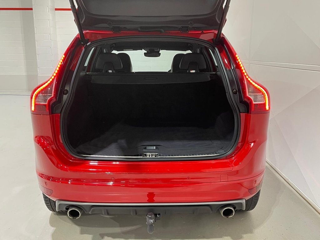 Used Volvo XC60 2017 for sale - 76481991: Photo 46