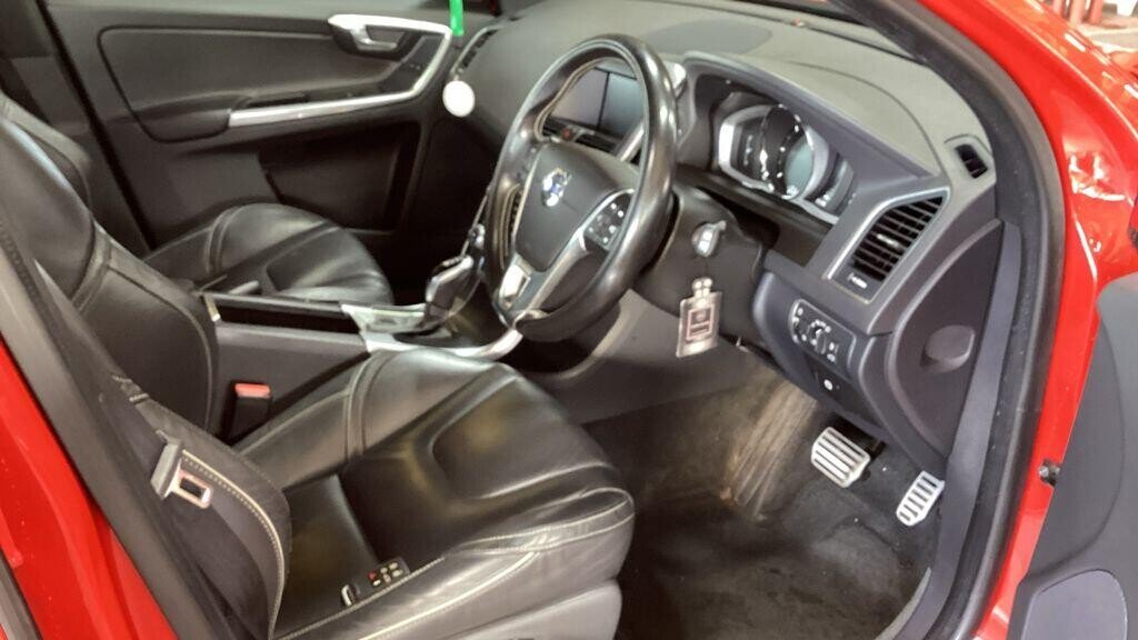 Used Volvo XC60 2017 for sale - 76481991: Photo 8