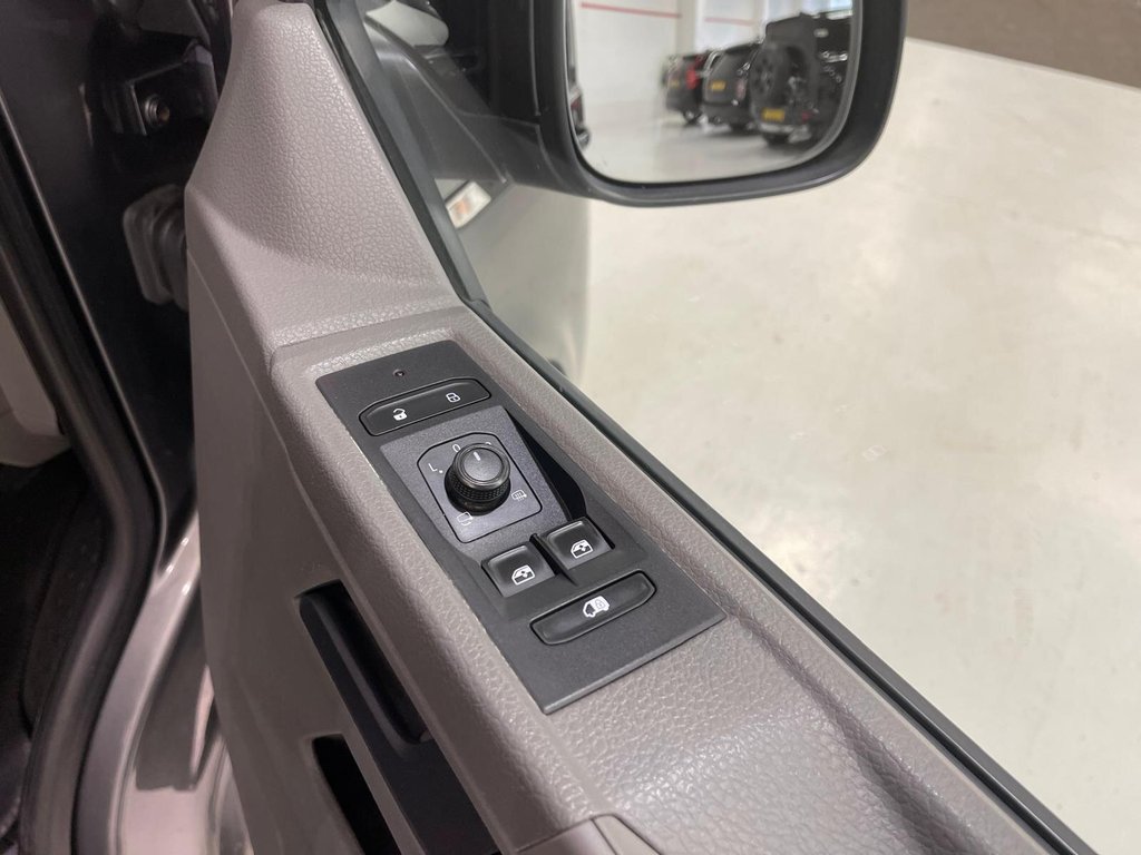 Used Volkswagen Transporter 2021 for sale - 77521334: Photo 26