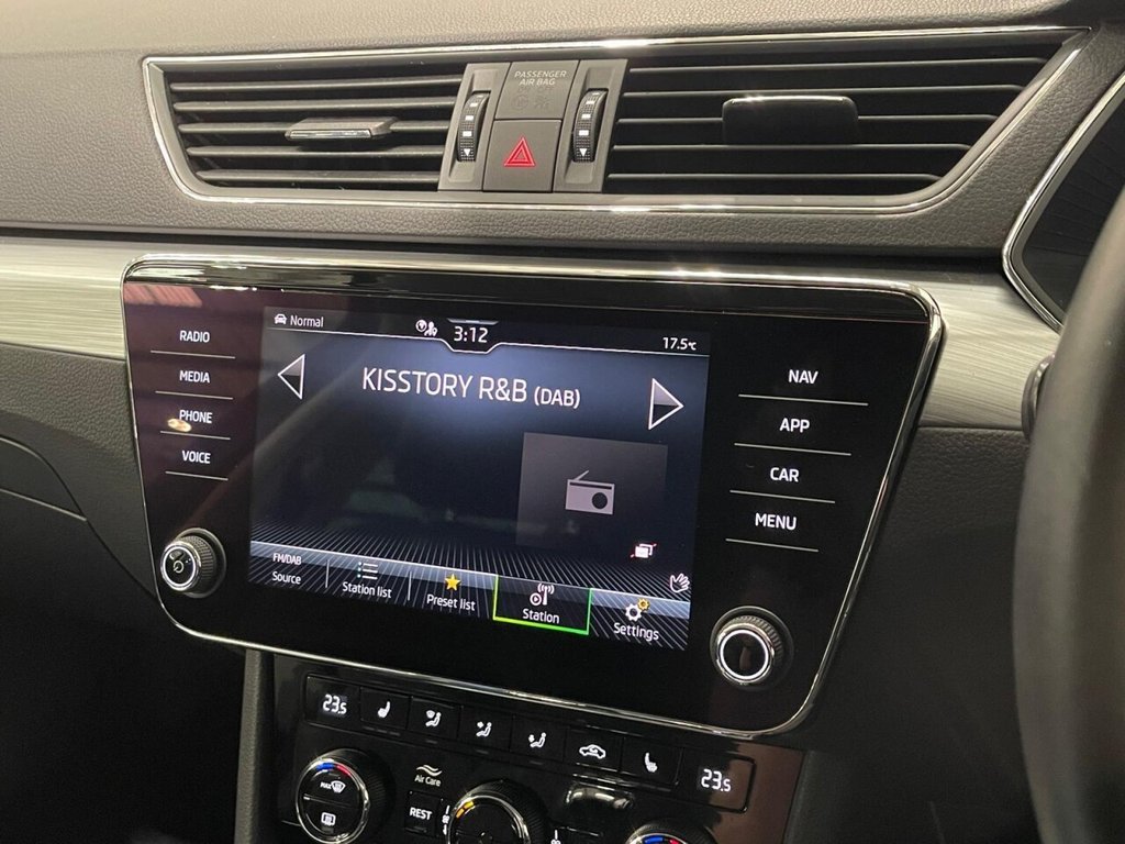 Used Skoda Superb 2021 for sale - 76481589: Photo 16