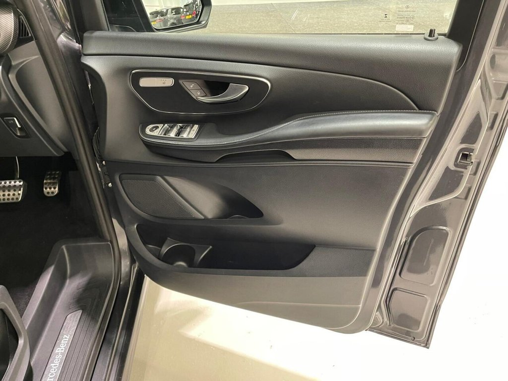 Used Mercedes-Benz V-Class 2022 for sale - 76481513: Photo 24