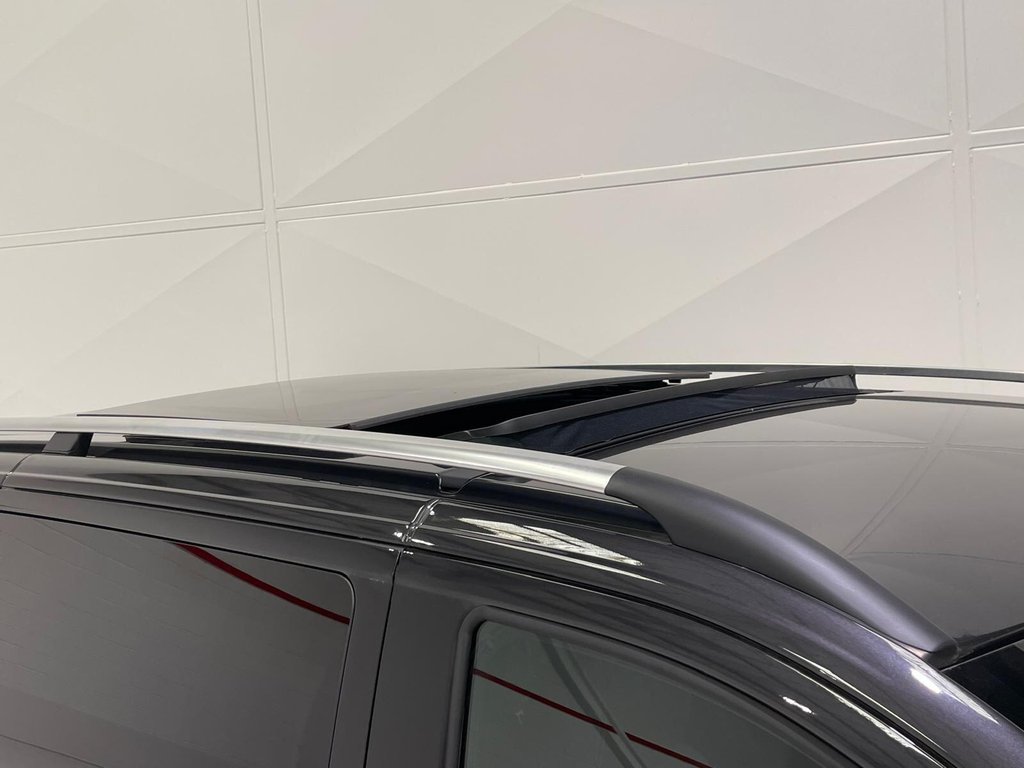 Used Mercedes-Benz V-Class 2022 for sale - 77521490: Photo 11