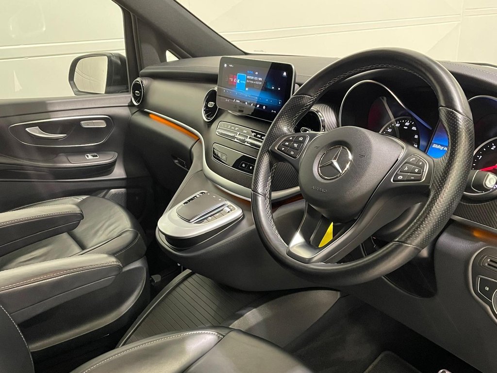 Used Mercedes-Benz V-Class 2022 for sale - 77521490: Photo 12