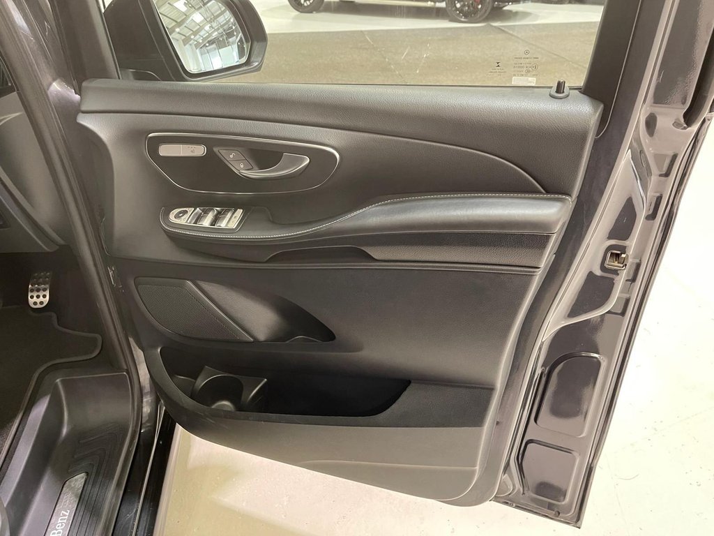 Used Mercedes-Benz V-Class 2022 for sale - 77521490: Photo 26