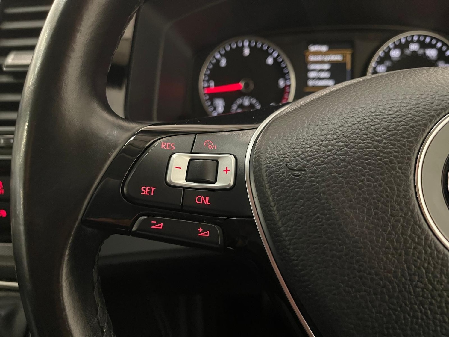 Used Volkswagen Caravelle 2017 for sale - 76399111: Photo 13