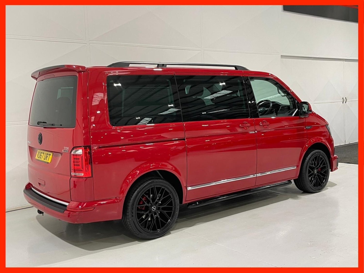 Used Volkswagen Caravelle 2017 for sale - 76399111: Photo 4