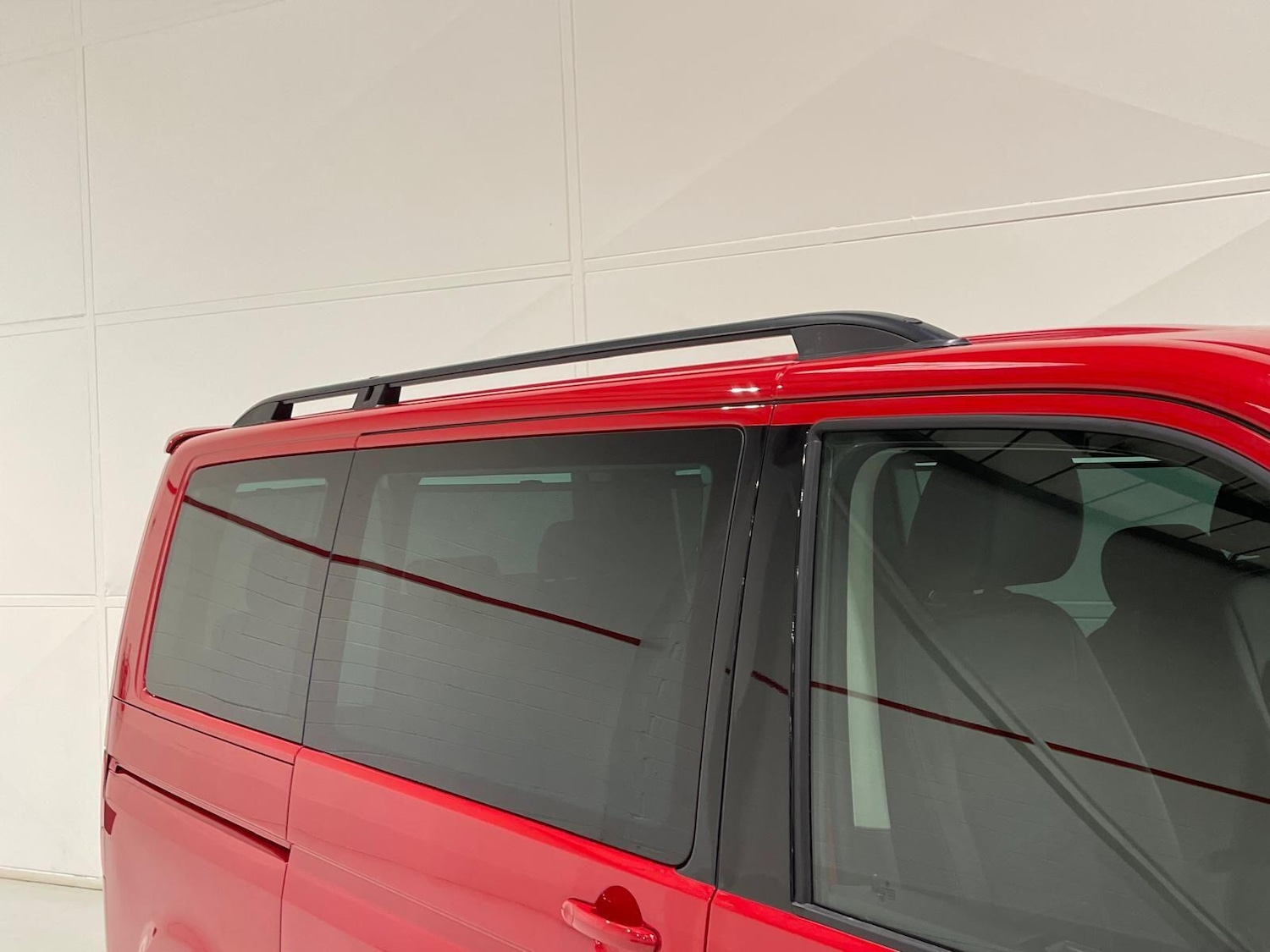 Used Volkswagen Caravelle 2017 for sale - 76399111: Photo 40