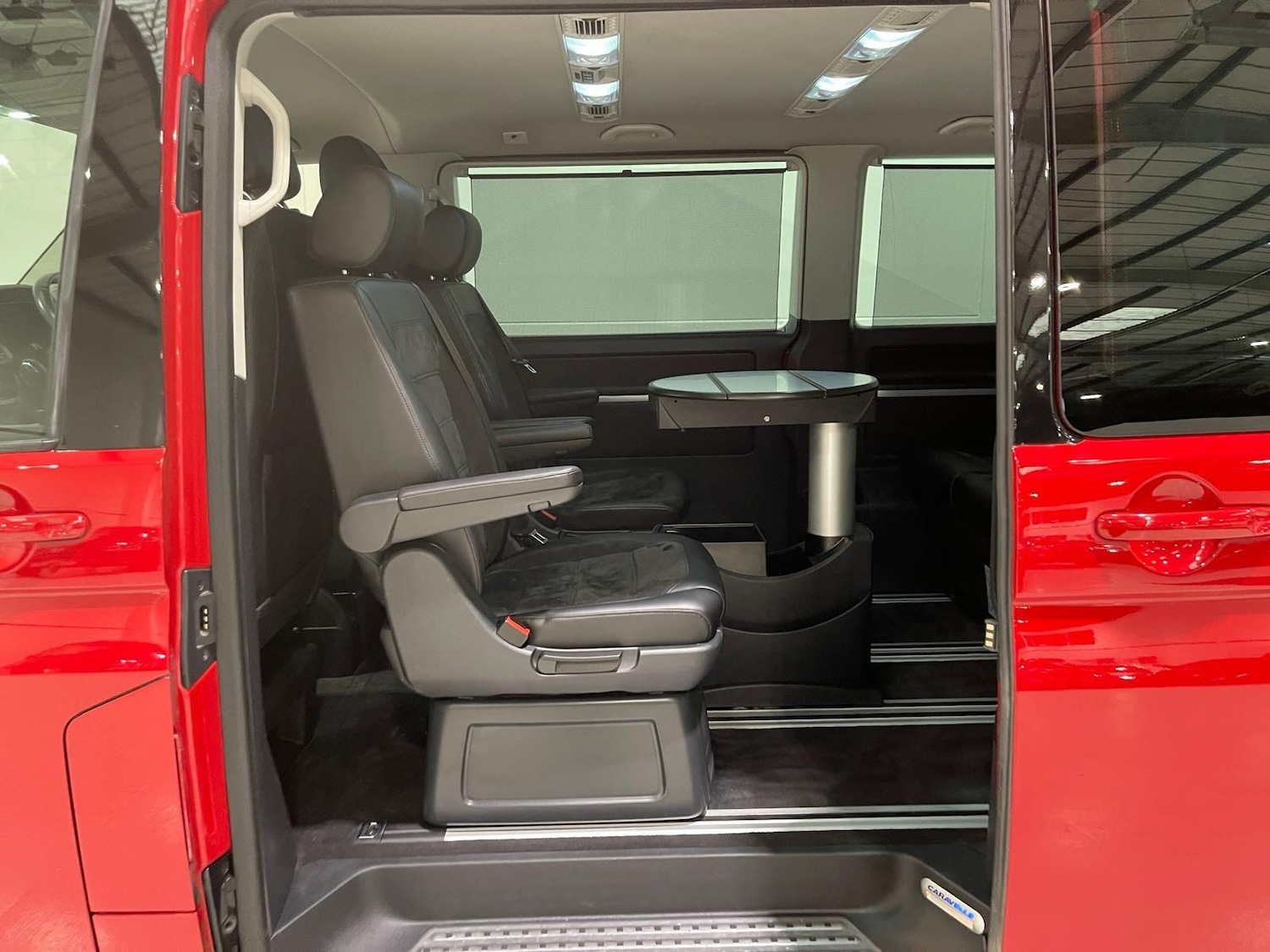 Used Volkswagen Caravelle 2017 for sale - 76399111: Photo 77