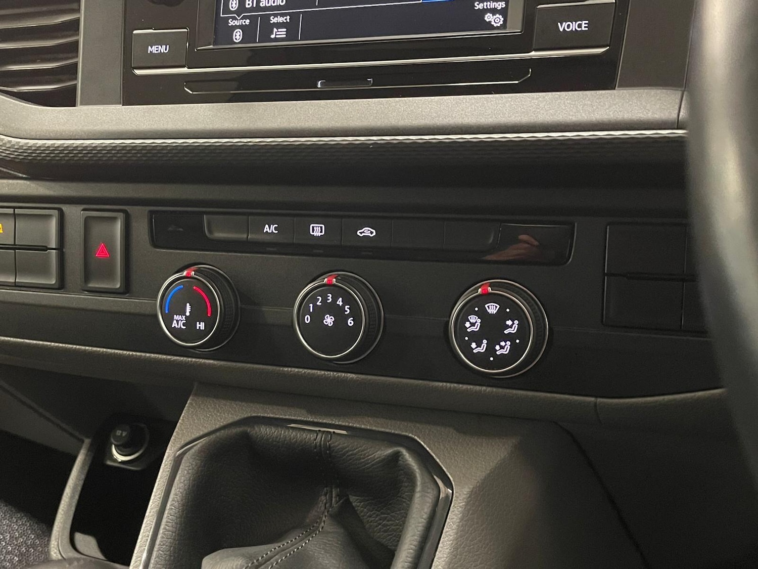 Used Volkswagen Transporter 2020 for sale - 76398405: Photo 20