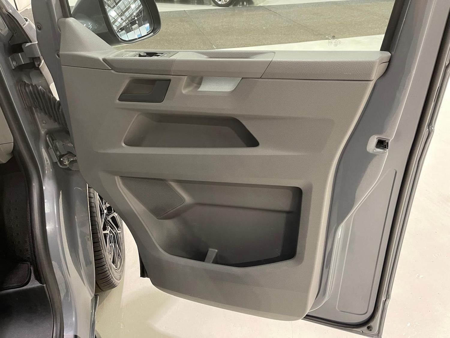 Used Volkswagen Transporter 2020 for sale - 76398405: Photo 27