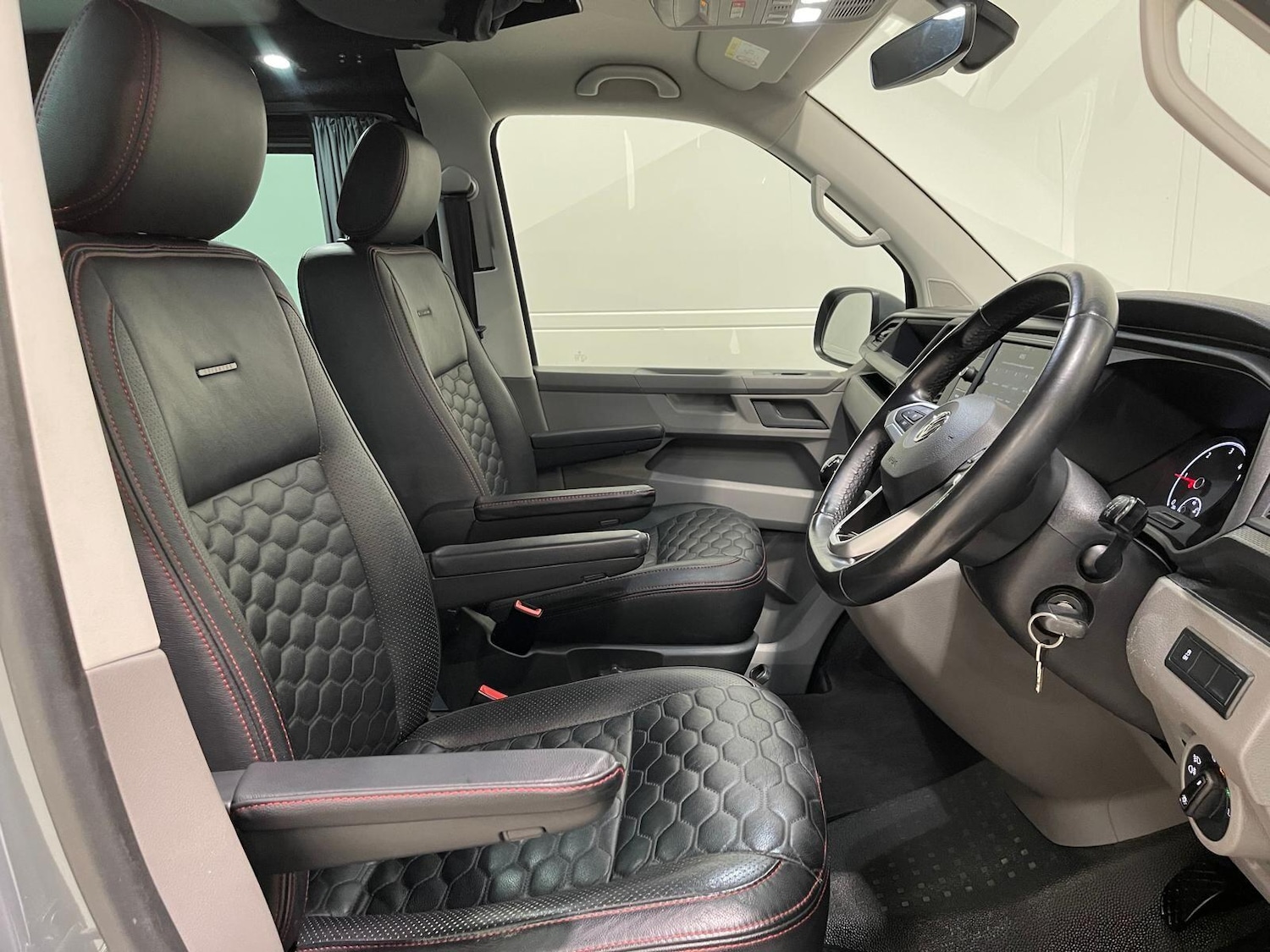 Used Volkswagen Transporter 2020 for sale - 76398405: Photo 29