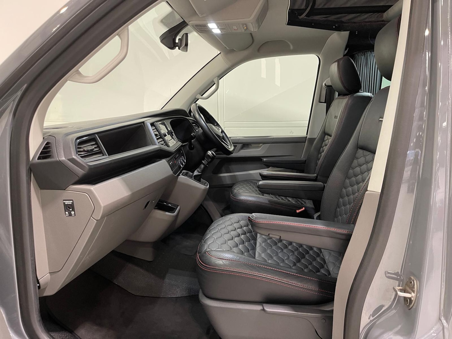 Used Volkswagen Transporter 2020 for sale - 76398405: Photo 32