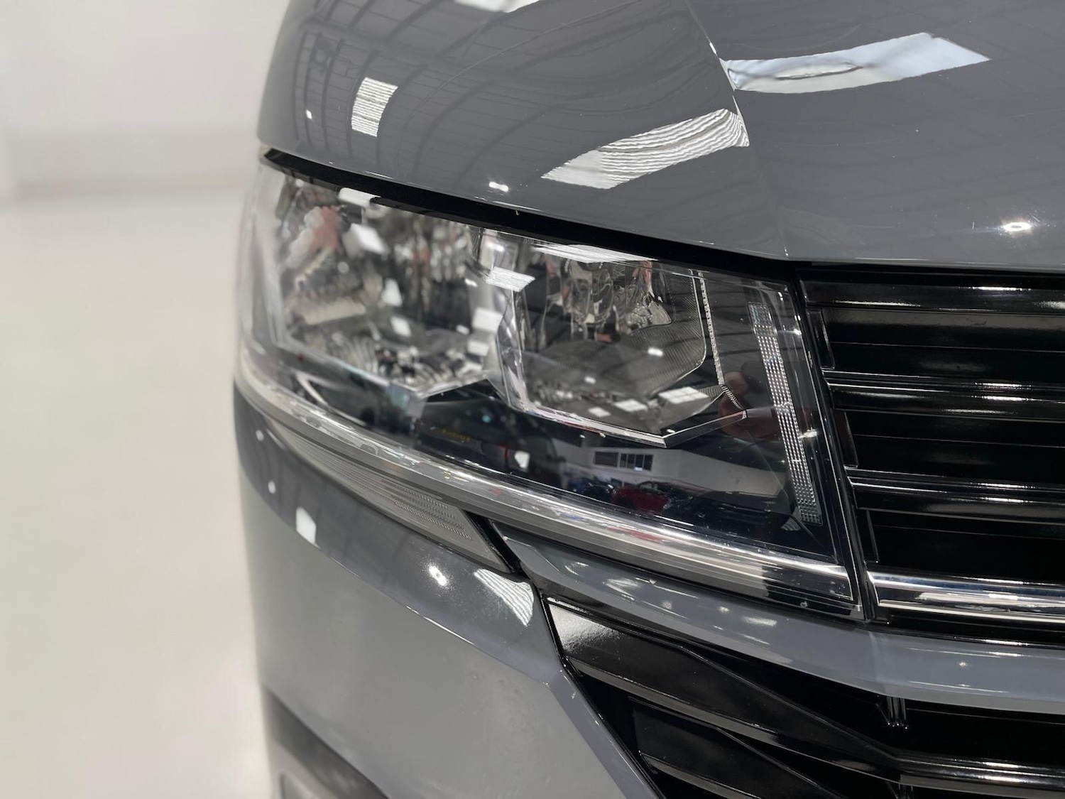 Used Volkswagen Transporter 2020 for sale - 76398405: Photo 59