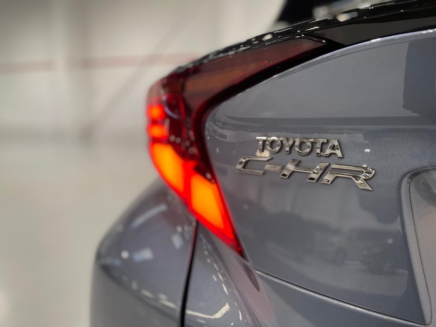 Used Toyota C-HR 2023 for sale - 76399302: Photo 48