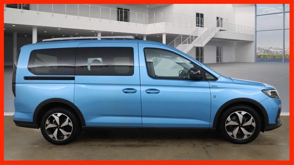 Used Ford Tourneo Connect 2022 for sale - 76409197: Photo 3