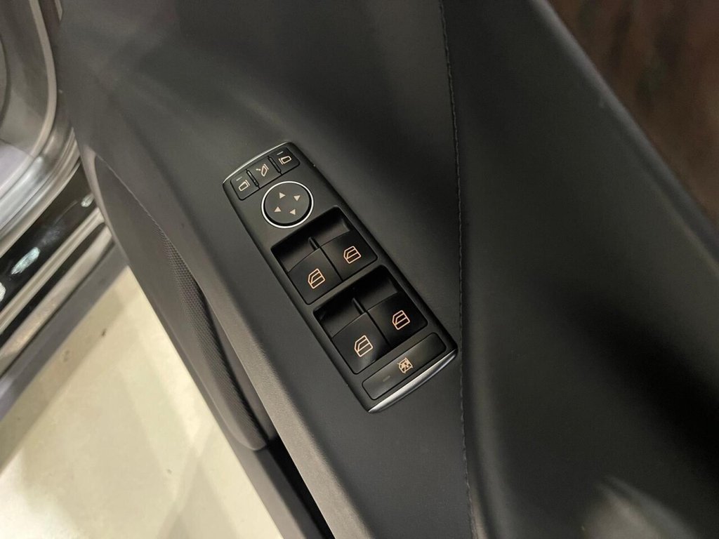 Used Tesla Model X 2020 for sale - 76481624: Photo 35