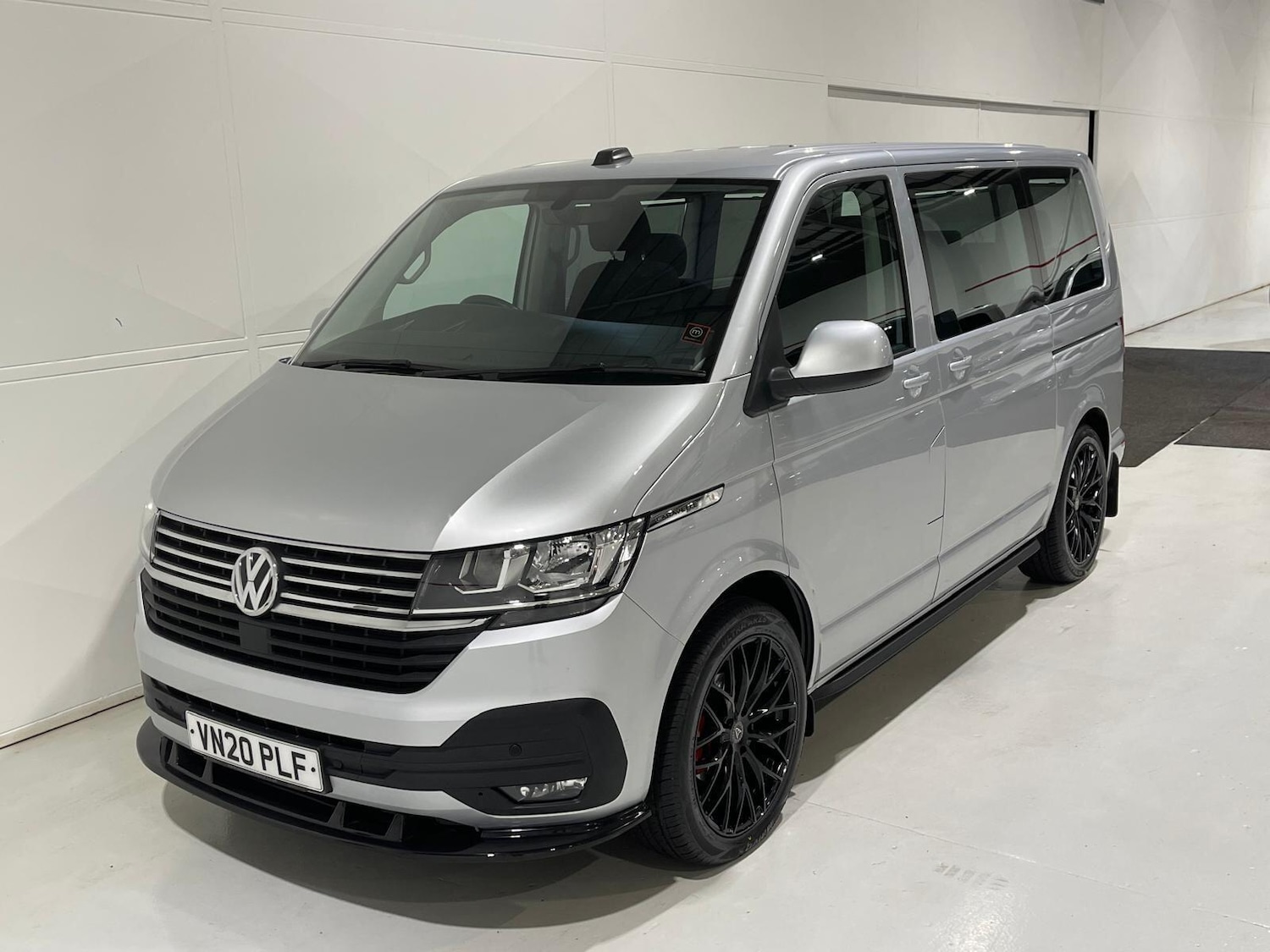 Used Volkswagen Caravelle 2020 for sale - 76397902: Photo 44