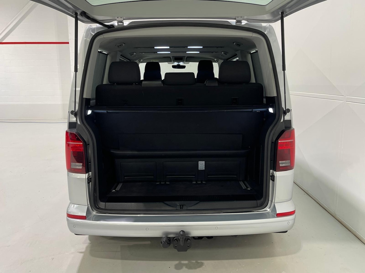 Used Volkswagen Caravelle 2020 for sale - 76397902: Photo 55